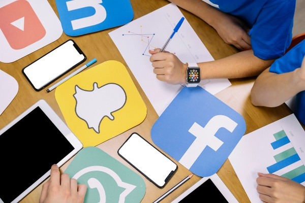 Social media_Imagineer