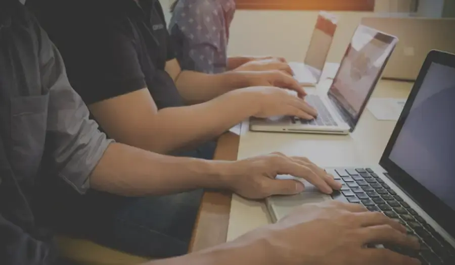 ¿Cómo debe organizarse un repositorio de GitHub en Magento 2?