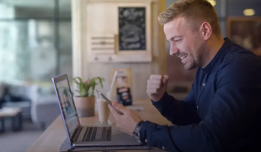 Valor e implementacion de sitios, tiendas y vistas en Adobe Commerce